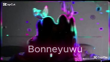 Argentina timida se chupa los pies y se masturba. chiquita.petite