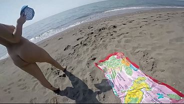 Beach Day with Goddess SexyDea – Lucky Guy Oils & Worships My Big Booty!