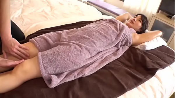 【盗撮】高校国語教師23歳 無料エステ体験と騙して着替えとハメ撮りを撮影 3