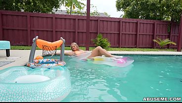 Harley King Gets Used by the Pool