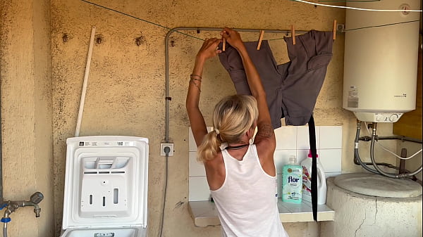 HOT WIFE IN THE LAUNDRY ROOM – FUCK ME FAST NEIGHBOR, SOMEONE CAN COME