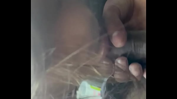 Mexican GF sucking Bf Dick in car