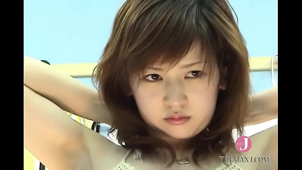 Model’s egg, changing clothes, sneak peek 03 – Free1