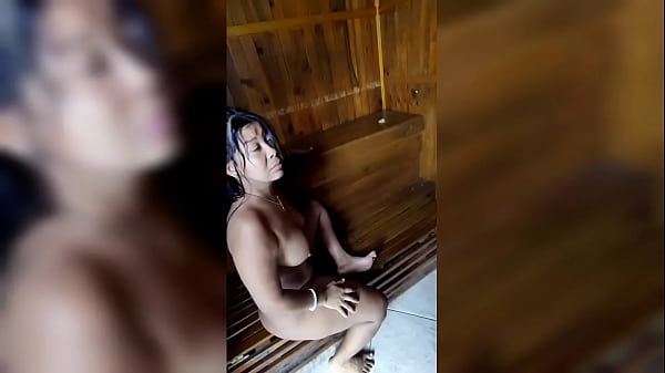 Puta Latina Viral De Redes Comiendose Al Amigo De Su Hijo En Un Hotel Aficionados Grabando Y Compartiendo !