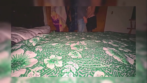 Sexo CASERO!! SEÑORA DIVORSIADA Cogiendo Después de unos DRINKS con Chamaco!! Ella Pensó que la luz era una Lampara!! MILF MEXICANA!!