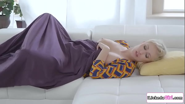 Skylar Snow visits her stepmom Ryan Keely. She found her masturbating on the sofa. Skylar helps the big tits milf gets off by licking her pussy.