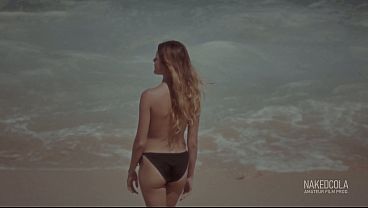 Stepsister pissed on my dick on the nude beach – 1080