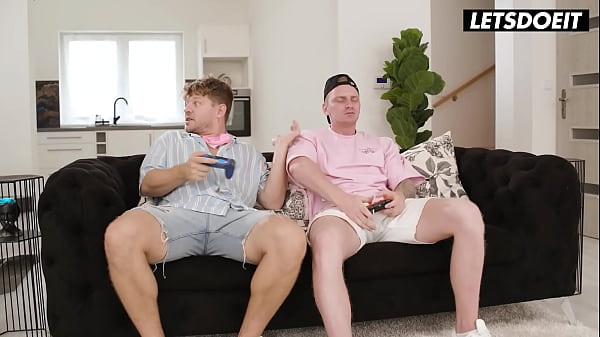 Blonde Cum Slut Seduces Big Dick StepBros In Steamy Threeway – LETSDOEIT