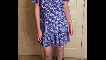 Hot mom in sundress strips