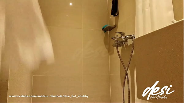 desi indian top model Alia Advani from punjab taking shower