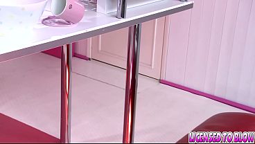 LICENSED TO BLOW – Cindy Dollar Riding Cock Anal