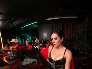 public bar sex vr