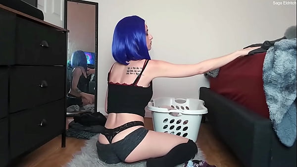 Raven Whaletail Thong Ass: Sage Eldritch Folding the Laundry [Voyeur]